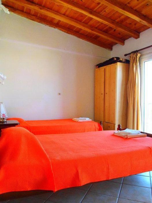 Pension Vasiliki Skiathos Town Room photo