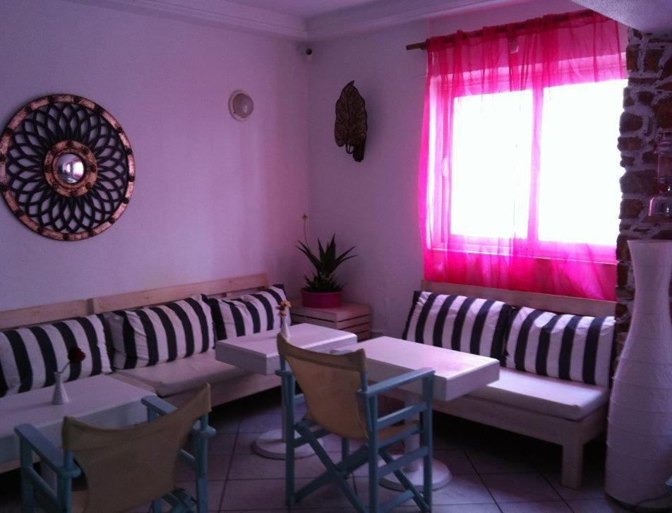 Pension Vasiliki Skiathos Town Exterior photo