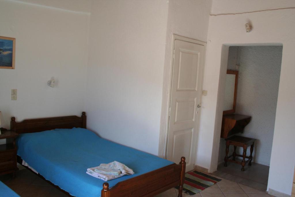 Pension Vasiliki Skiathos Town Room photo